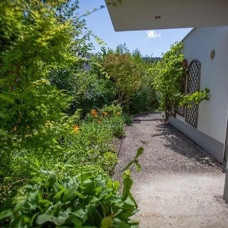 Privatzimmervermietung Margit *