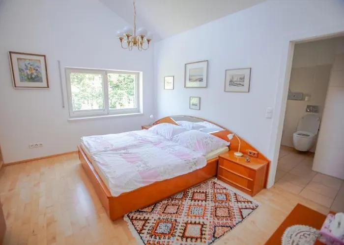 Privatzimmervermietung Margit *